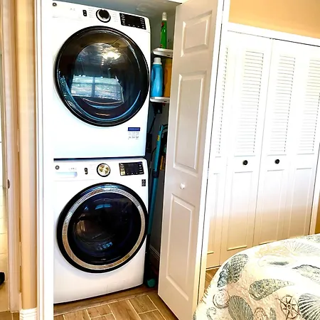Cocoa Beach Towers Aparthotel Room photo