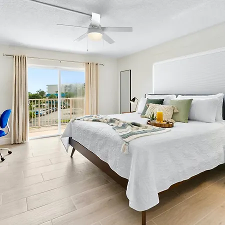 Cocoa Beach Towers Aparthotel Room photo