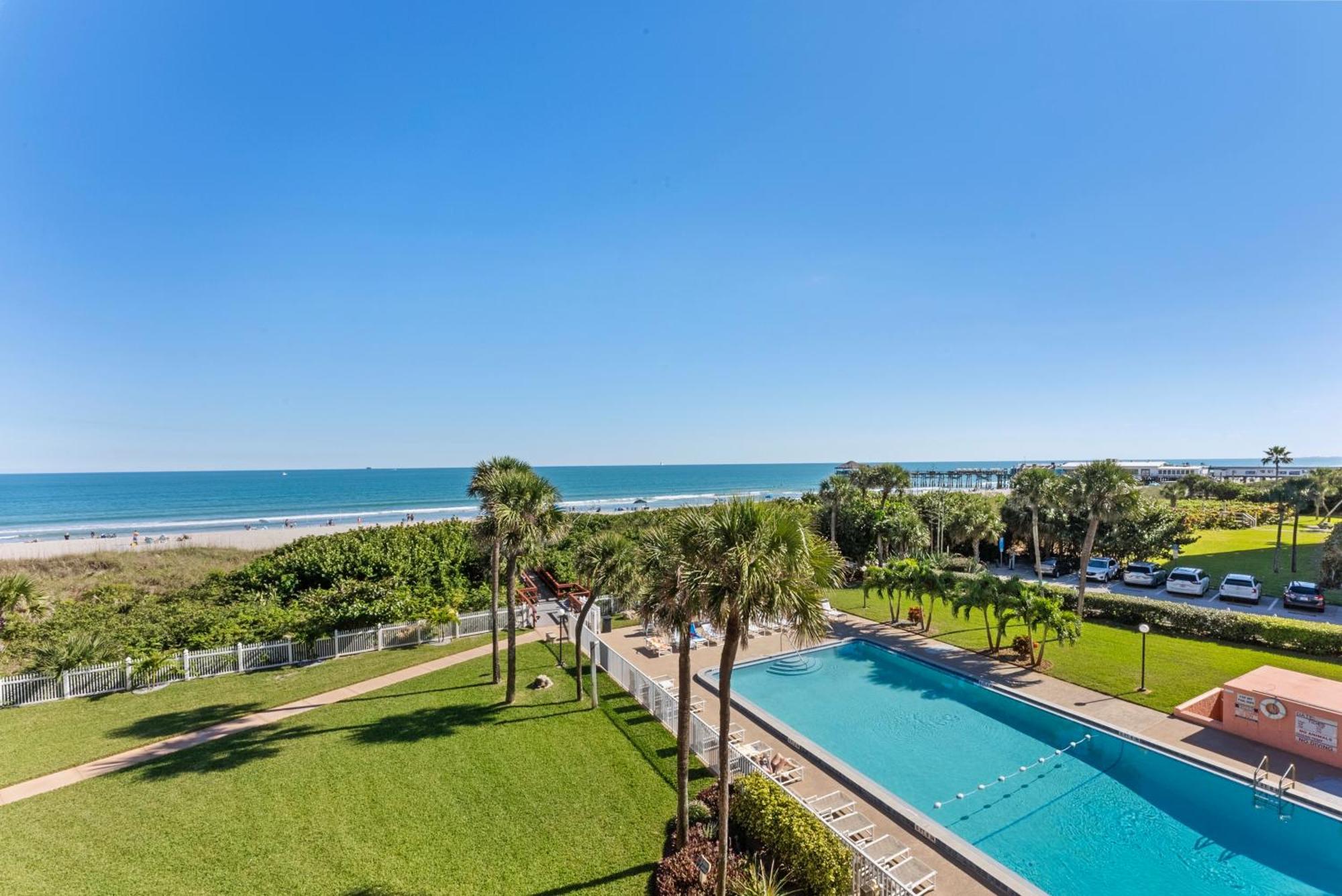 Towers 3* Cocoa Beach
